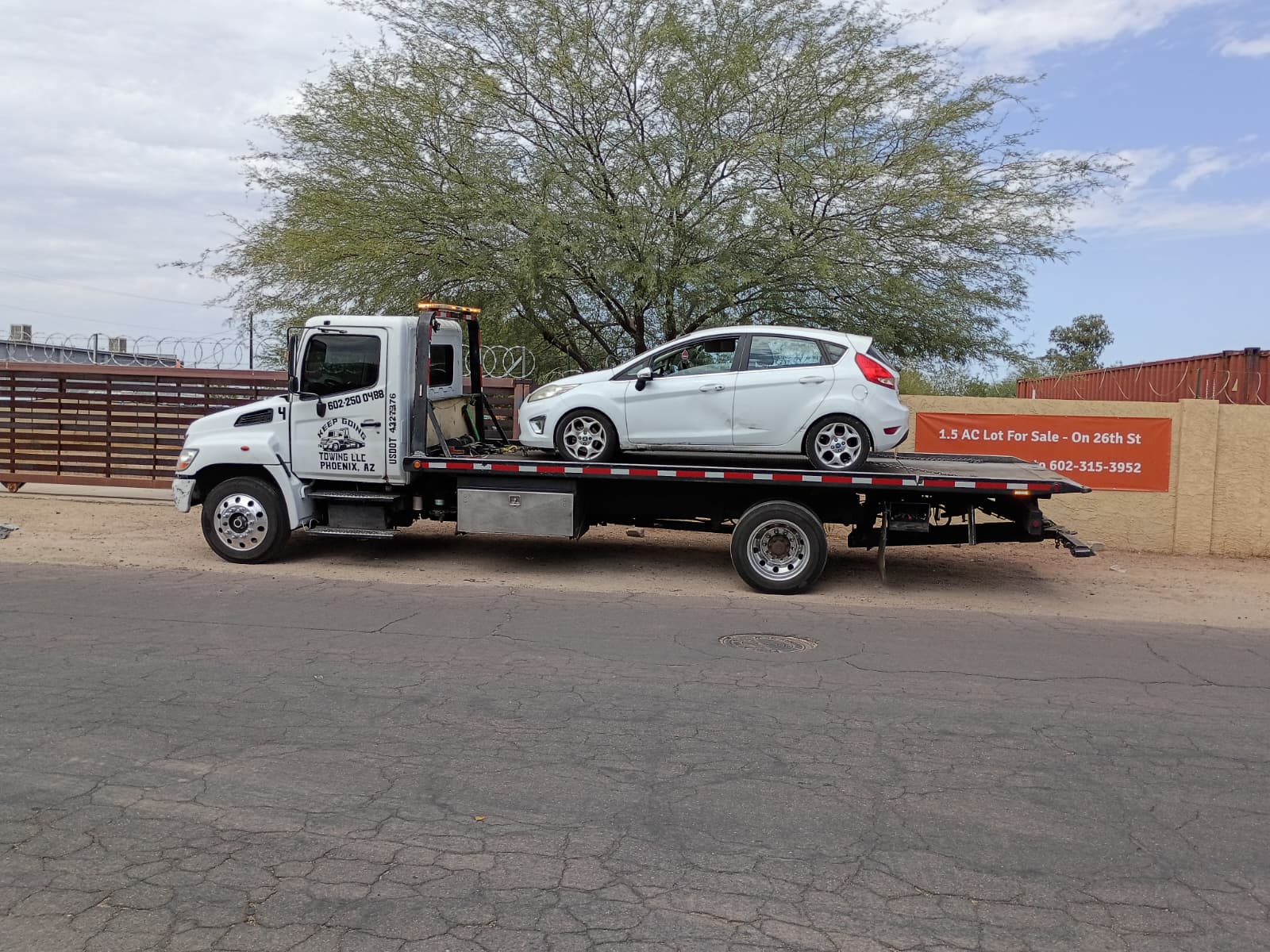 Keep Going Towing junk car pickup in Phoenix 7